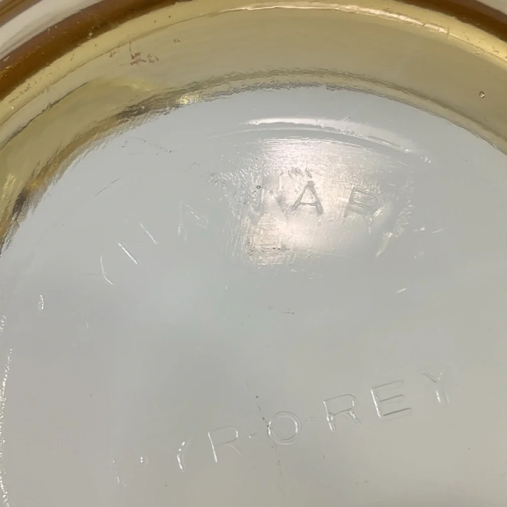 Vintage 1960’s Pyr-o-Rey Dynaware Amber Glass Casserole Dish Bowls 4.5” lot of 2